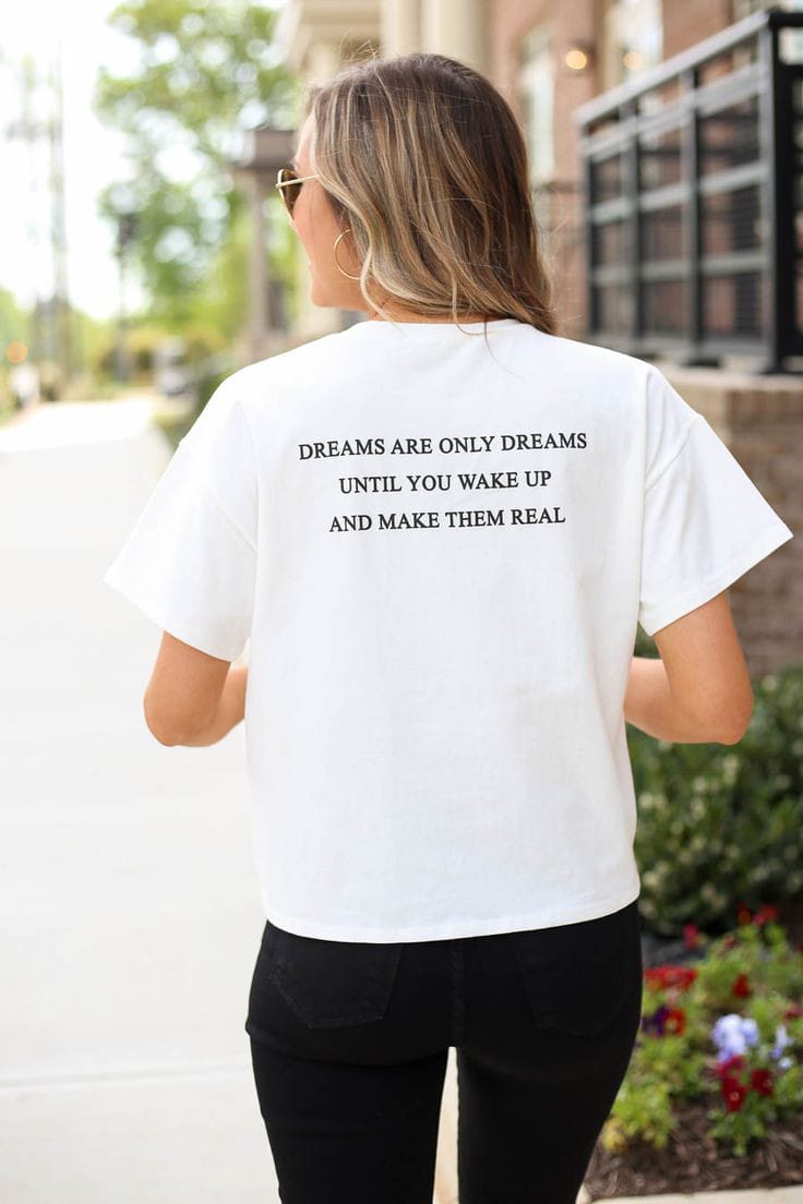 Unisex Short Sleeve T-shirt: Make dreams real Unisex Short Sleeve T-shirt: Make dreams real