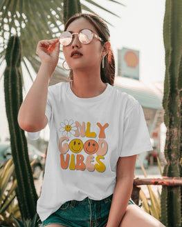 Unisex Short Sleeve T-Shirt: Only Good Vibes