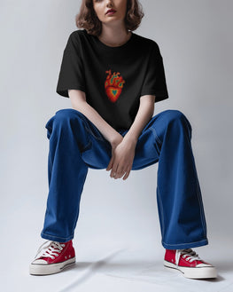 Unisex Short Sleeve T-shirt: Colorful heart